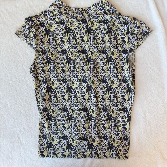 Candie's Floral Print V-Neck Top with Buckle Detail \ Y2K Vintage Candie's Top - Picture 8 of 10